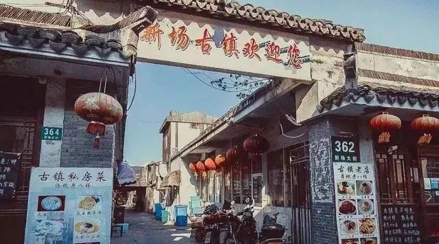 后排加钱升级“大彩电”,谁能撼动BMW 5系的霸主地位?